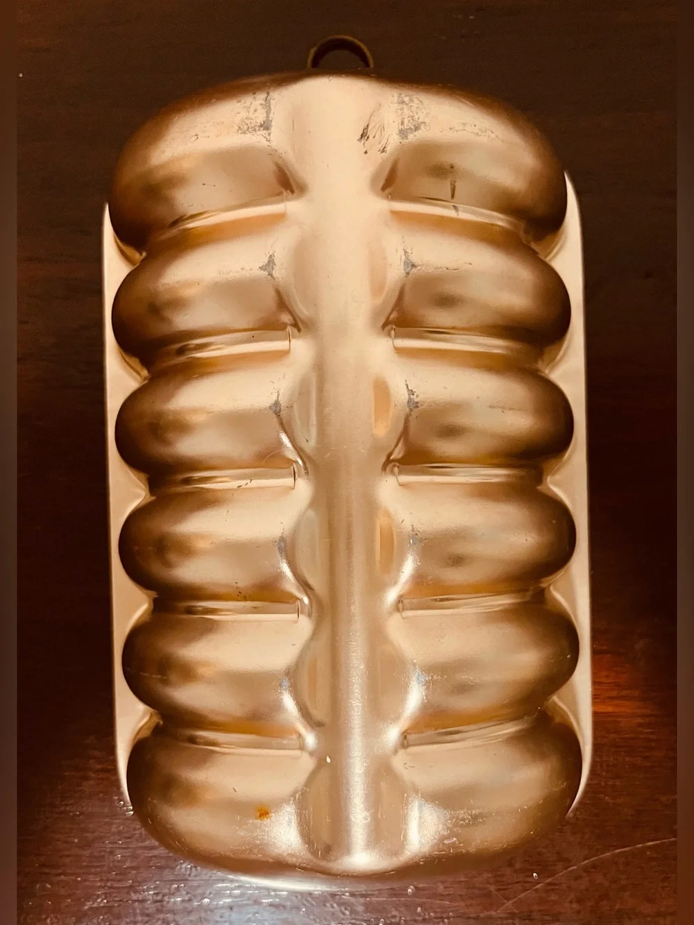 Vintage Aluminum Fluted Jello Mold Loaf Cake Pan Hanging Kitchen Bakeware 7”